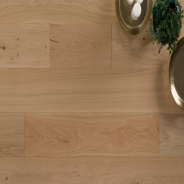 Kentwood Collection : Landmark North Brushed Engineered Oak, Available with install, at Alberta Hardwood Flooring.   Visit our showrooms to view this collection, and for product specifics. 